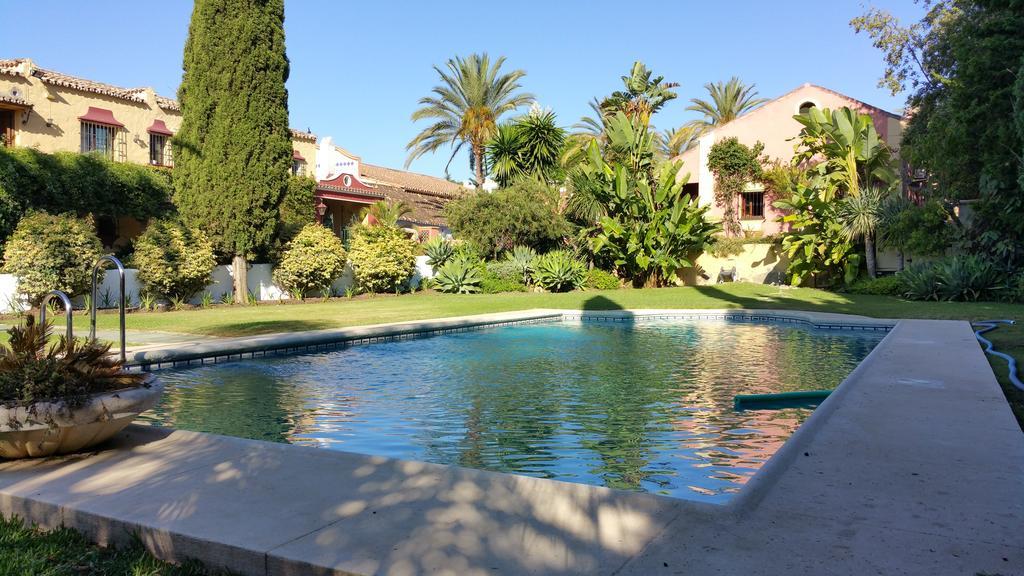 Cortijo De Cortes Estepona Exterior photo